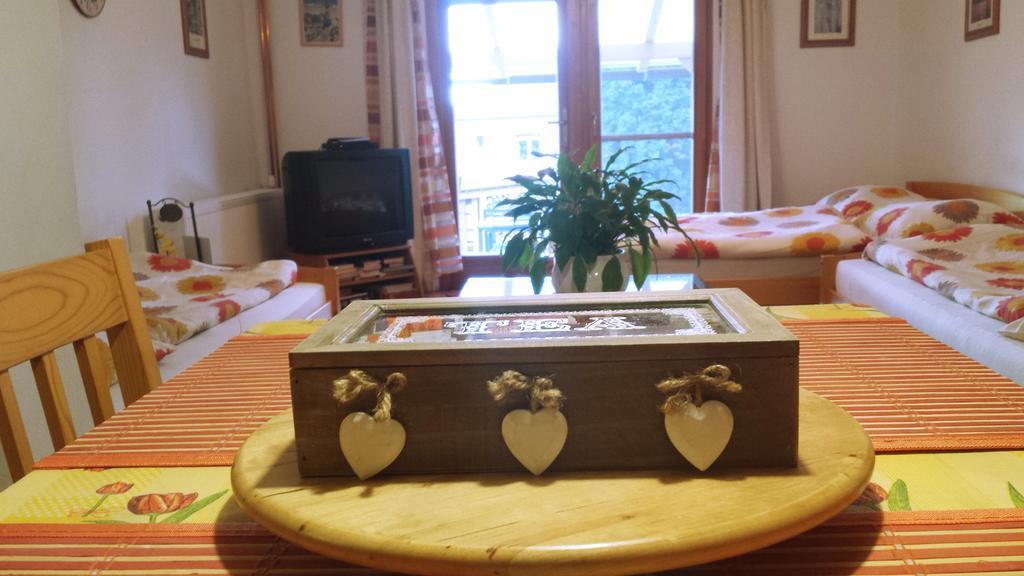 Virag Apartmanhaz Sopron Luaran gambar