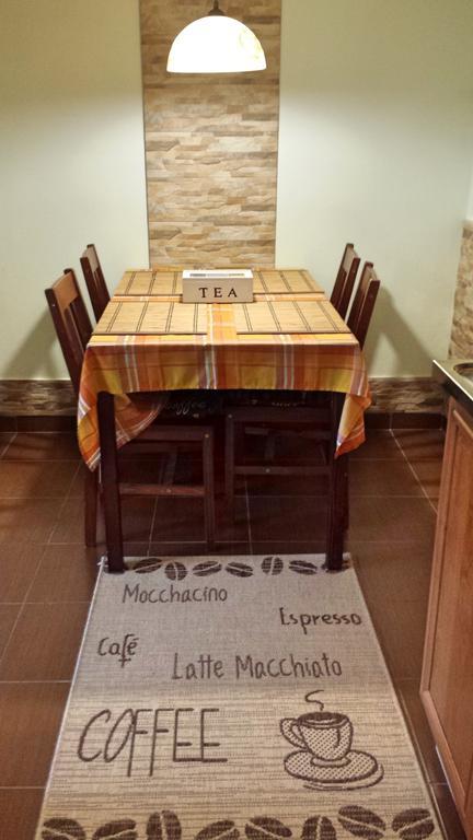 Virag Apartmanhaz Sopron Luaran gambar